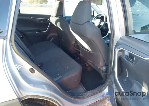 2020 Toyota Rav4 Le z USA, uszkodzony, nr VIN 2T3H1RFV5LW066115